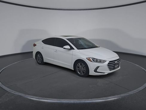 Used 2018 Hyundai Elantra Value Edition FWD image 5