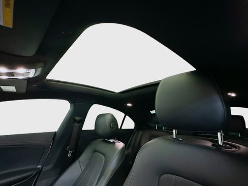 Used 2021 Mercedes-Benz CLA 250 CLA 250 w/ Premium Package image 26