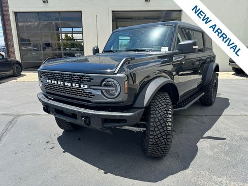 Used 2024 Ford Bronco Wildtrak AWD/4WD image 3