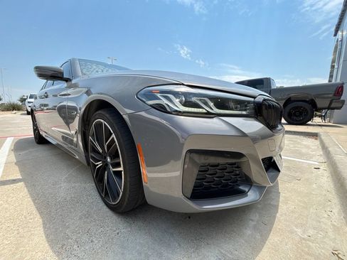 Used 2022 BMW 530e w/ Premium Package RWD image 10