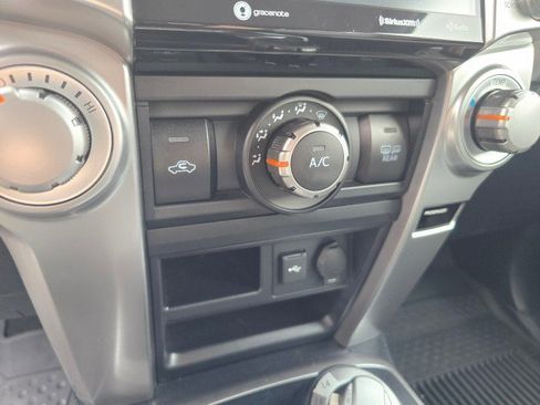 Used 2021 Toyota 4Runner SR5 Premium image 33