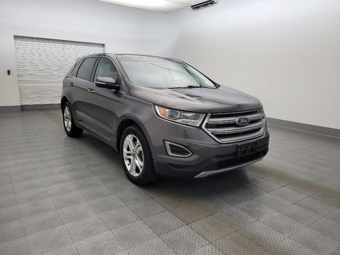 Used 2018 Ford Edge Titanium w/ Equipment Group 301A AWD/4WD image 13