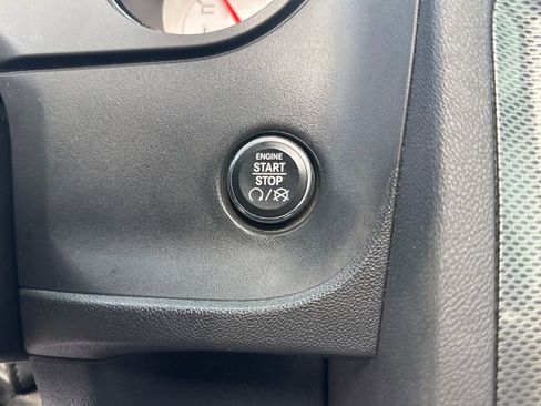 Used 2013 Dodge Challenger R/T Plus image 29