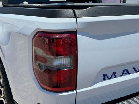 Used 2025 Ford Maverick Lariat w/ 4K Tow Package AWD/4WD image 12