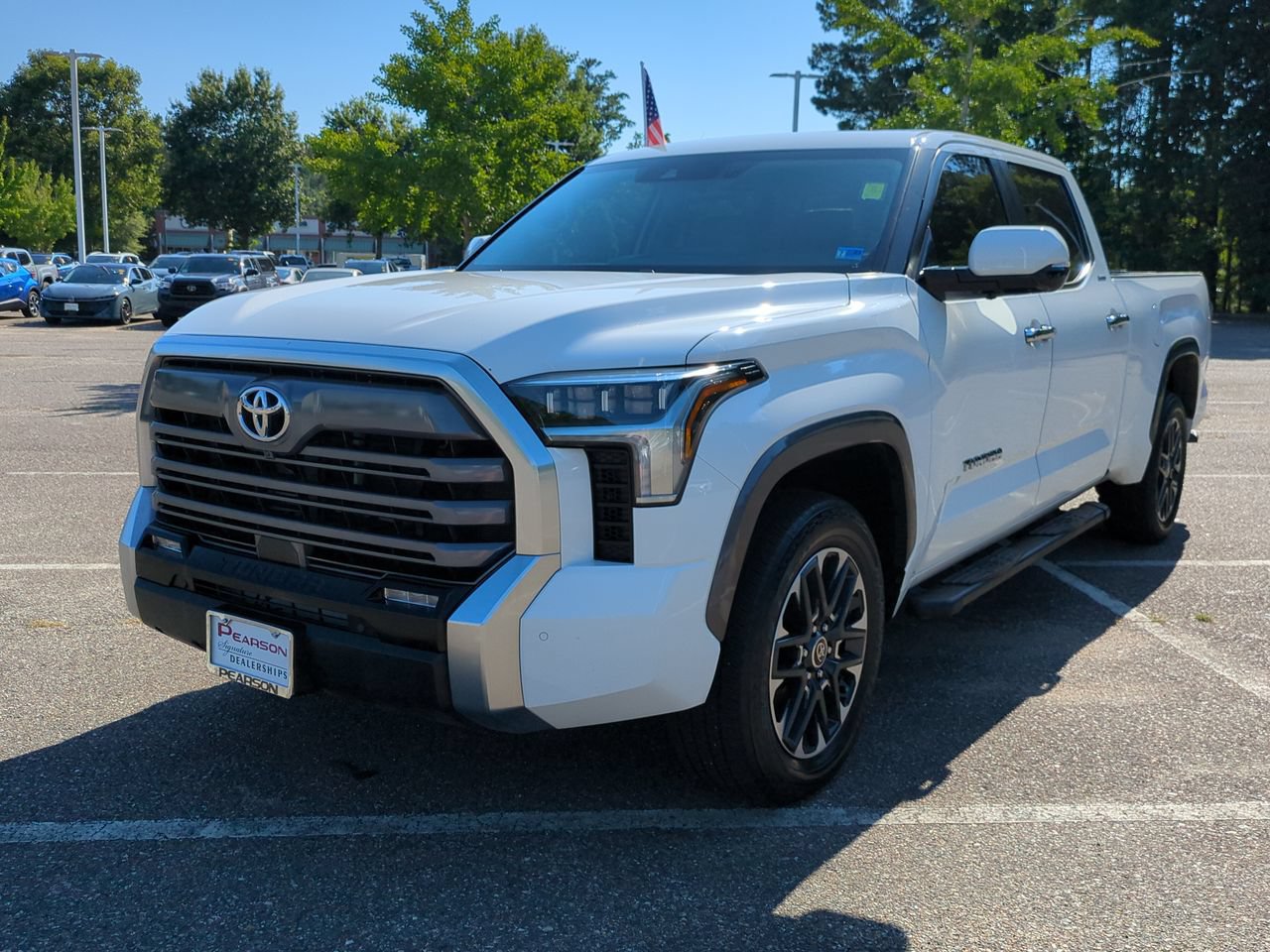 Used 2024 Toyota Tundra Limited AWD/4WD image 8