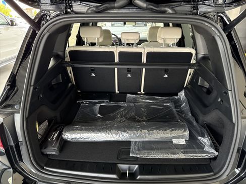 New 2026 Mercedes-Benz GLB 250 image 13