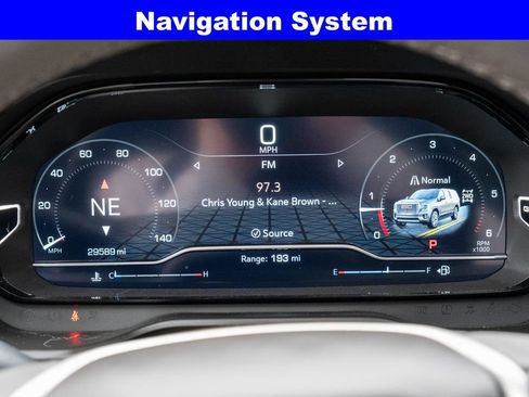 Used 2024 GMC Yukon Denali AWD/4WD image 4