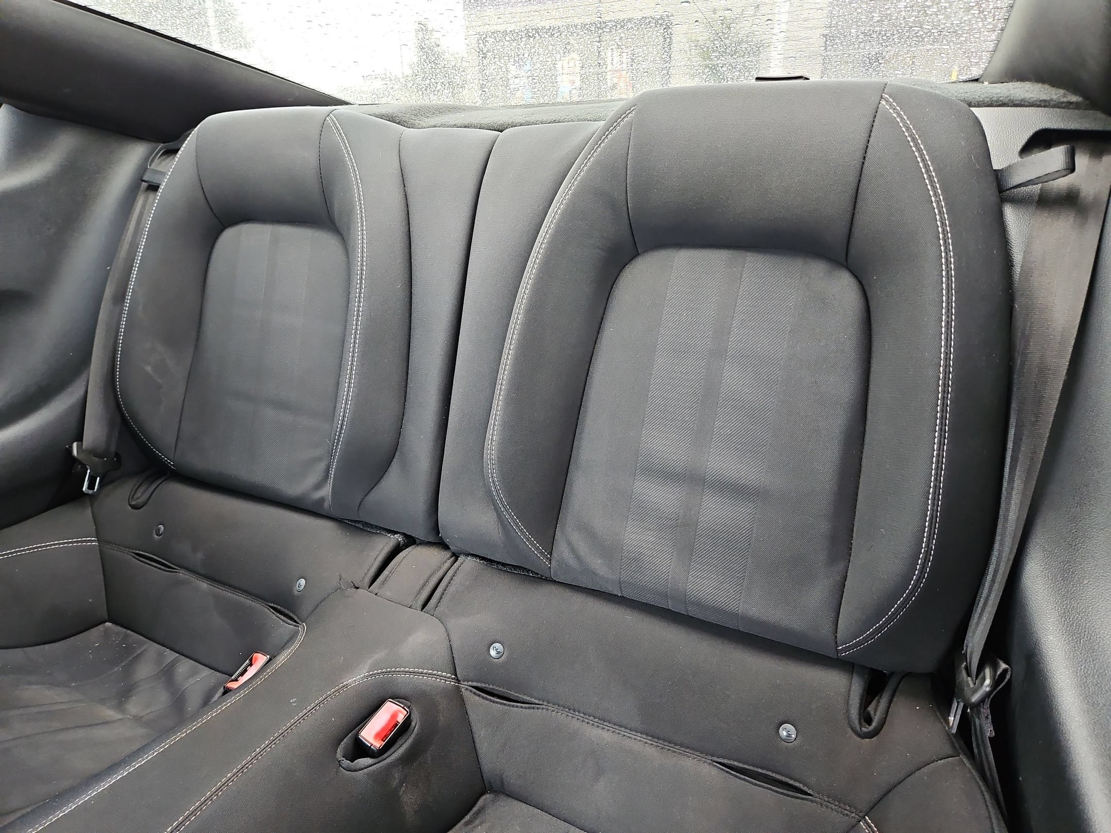 Used 2018 Ford Mustang Coupe RWD image 13