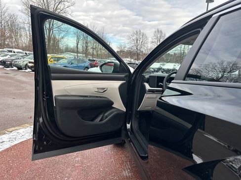 Used 2025 Hyundai Tucson SEL image 11