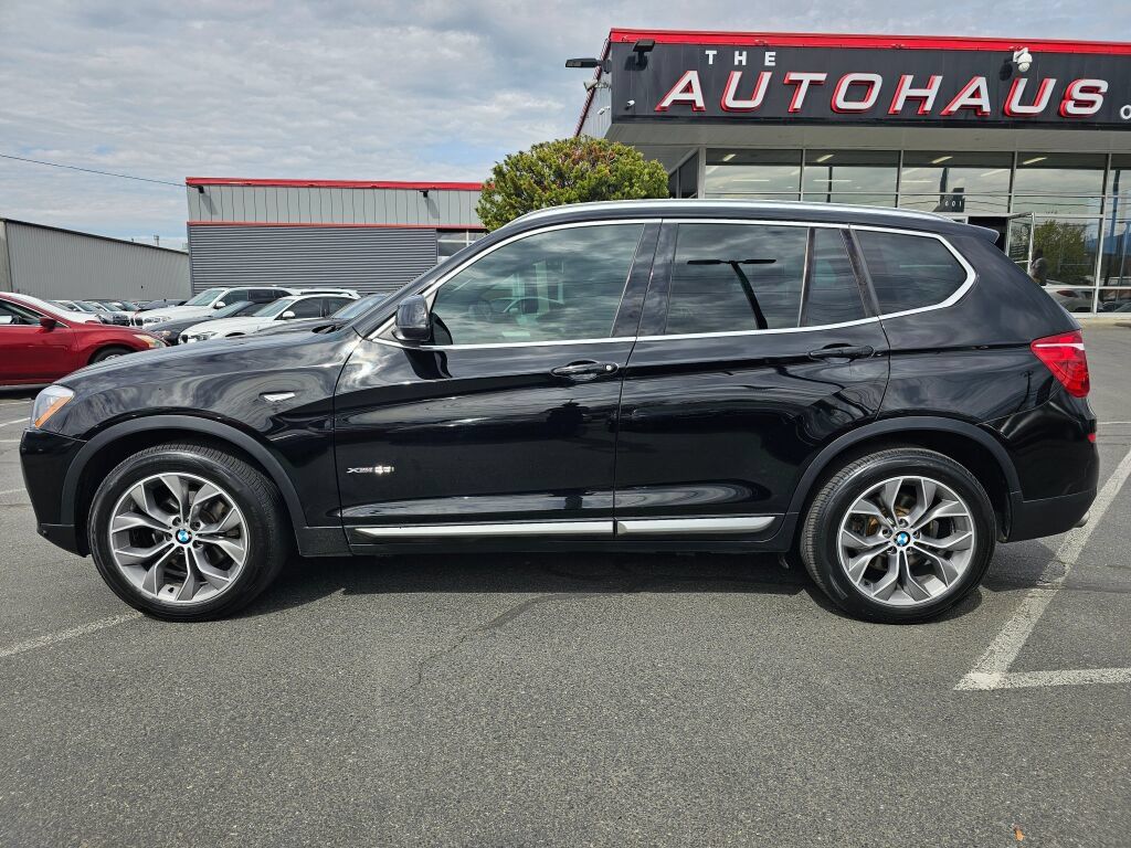 Used 2017 BMW X3 xDrive28i AWD/4WD image 2