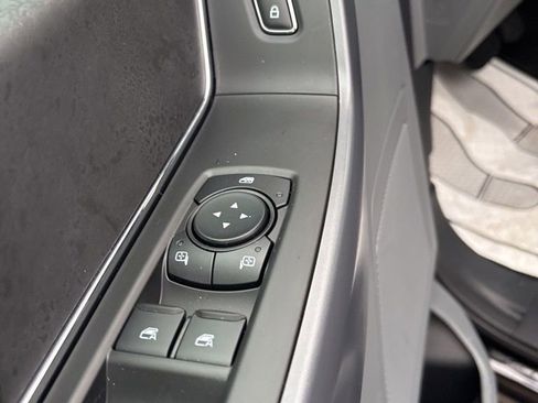 New 2026 Ford F150 XLT image 9