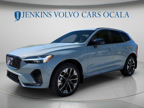 New 2026 Volvo XC60 B5 Plus w/ Protection Package Premier AWD/4WD image 7