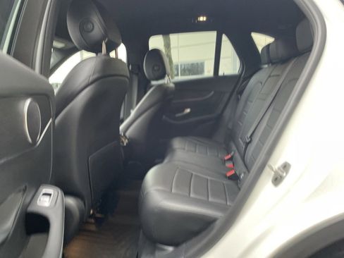 Used 2022 Mercedes-Benz GLC 300 4MATIC image 21