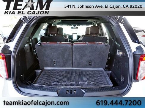Used 2021 Ford Explorer Platinum w/ Equipment Group 601A AWD/4WD image 13