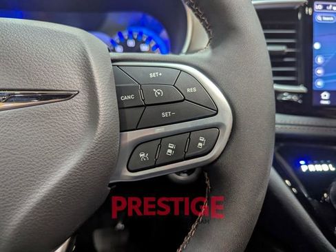 New 2026 Chrysler Pacifica Pinnacle image 15