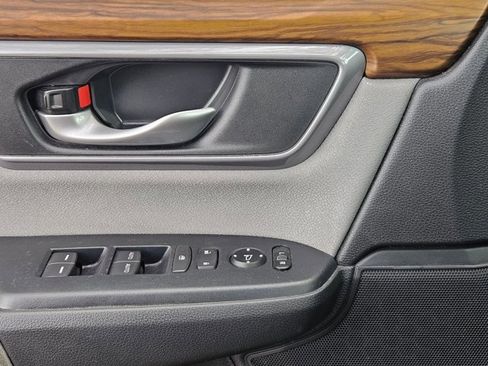 Used 2017 Honda CR-V EX image 6