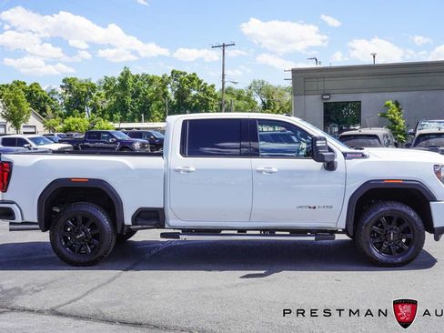 Used 2023 GMC Sierra 2500 AT4 w/ AT4 Premium Plus Package AWD/4WD image 31