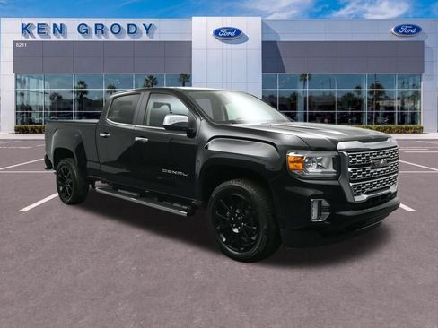 Used 2022 GMC Canyon Denali AWD/4WD image 1