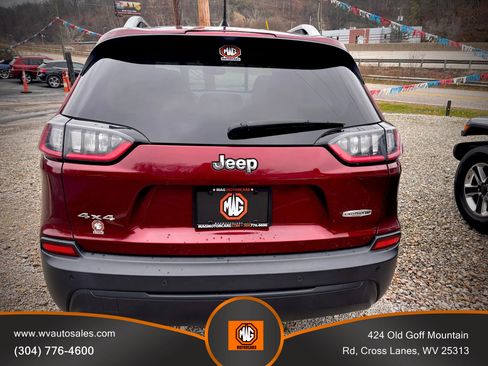 Used 2021 Jeep Cherokee Latitude Plus w/ Sun & Sound Group image 12