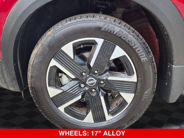 Certified 2025 Nissan Kicks SV AWD/4WD image 11