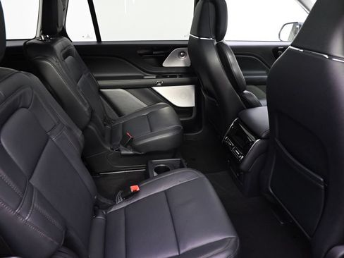 New 2026 Lincoln Aviator Reserve AWD/4WD image 18