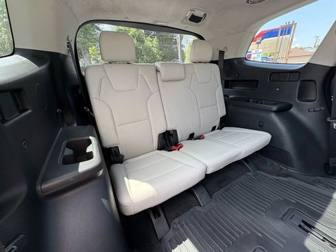 Used 2020 Kia Telluride SX w/ SX Prestige Package image 21