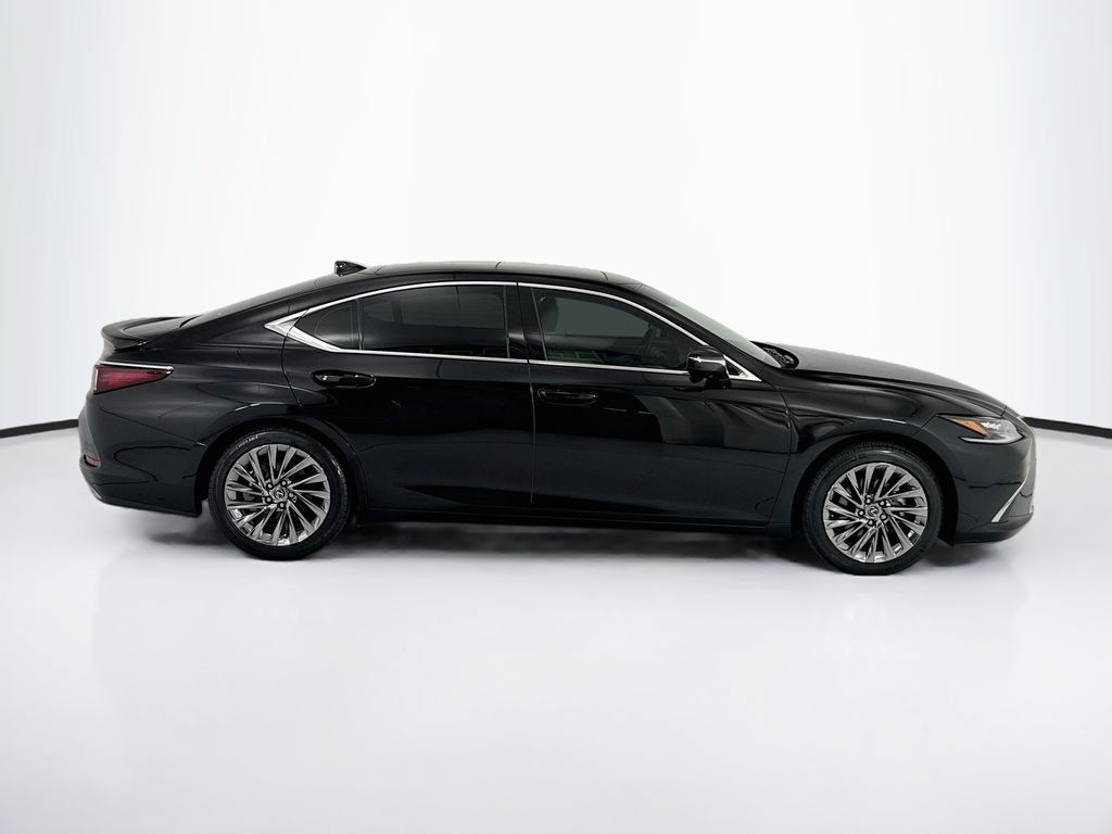 Used 2024 Lexus ES 350 Ultra Luxury w/ Accessory Package (Z2) FWD image 4