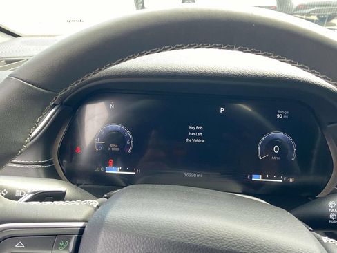 Used 2023 Jeep Grand Cherokee Altitude AWD/4WD image 30
