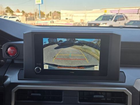 Used 2025 Toyota Tacoma TRD Off-Road image 19