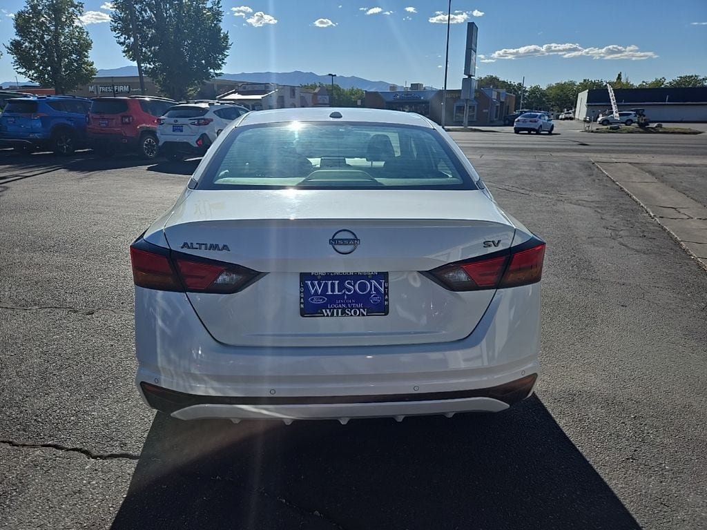 Used 2023 Nissan Altima 2.5 SV FWD image 6