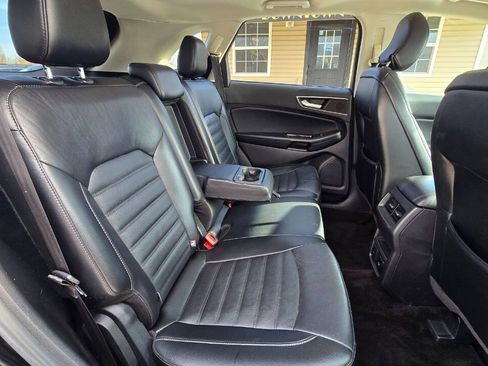 Used 2016 Ford Edge SEL w/ Equipment Group 201A FWD image 10
