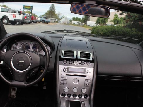 Used 2006 Aston Martin DB9 Volante image 21