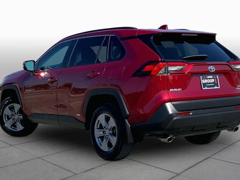 Used 2022 Toyota RAV4 XLE w/ Convenience Package AWD/4WD image 12