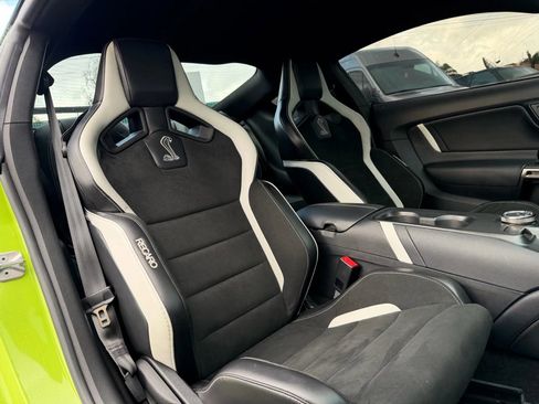 Used 2020 Ford Mustang Shelby GT500 w/ Technology Package image 16