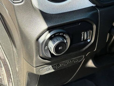 Used 2024 Jeep Wrangler Unlimited Sport AWD/4WD image 20