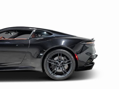 Used 2019 Aston Martin DBS Superleggera image 30