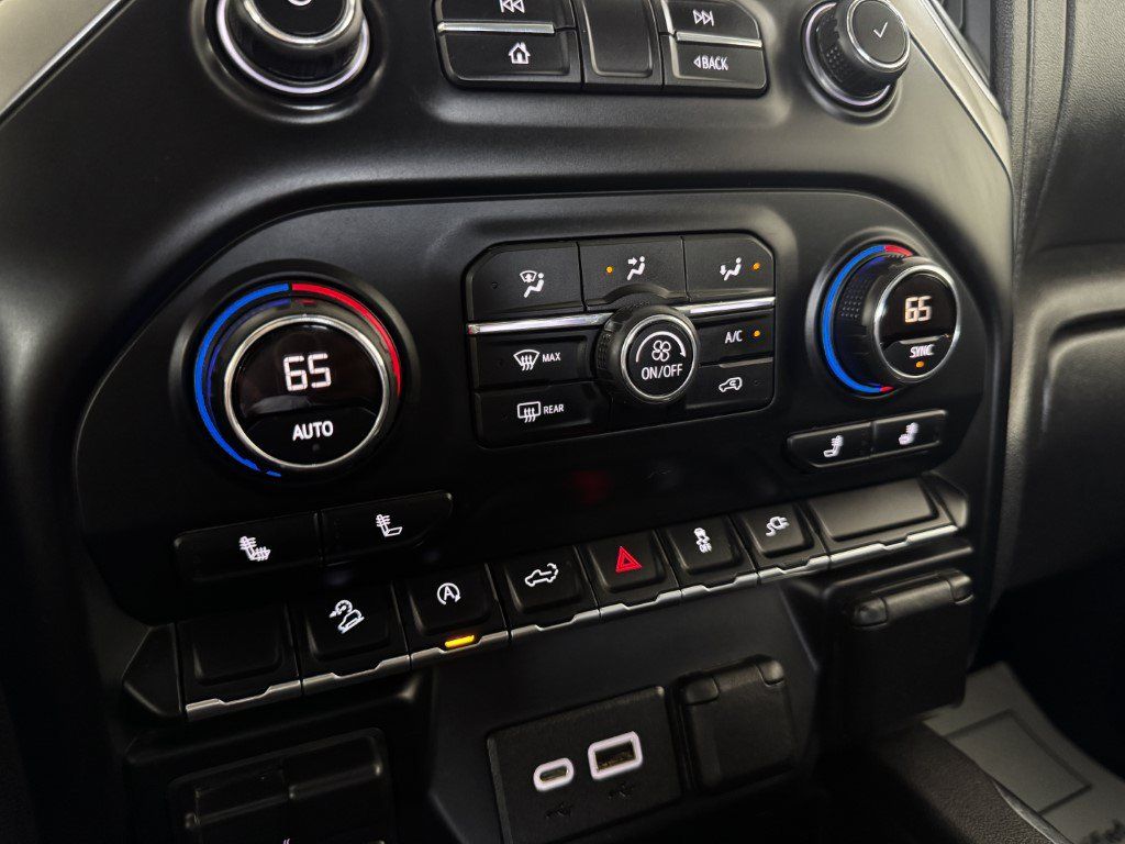 Used 2019 Chevrolet Silverado 1500 RST w/ All-Star Edition AWD/4WD image 33