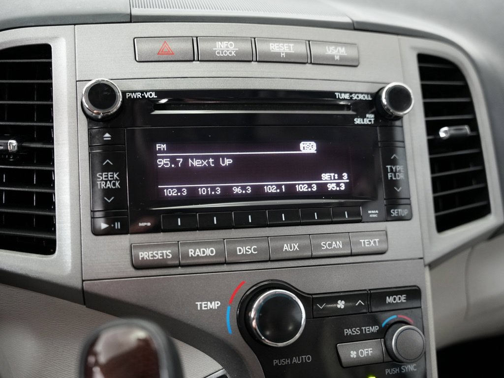 Used 2012 Toyota Venza LE FWD image 20