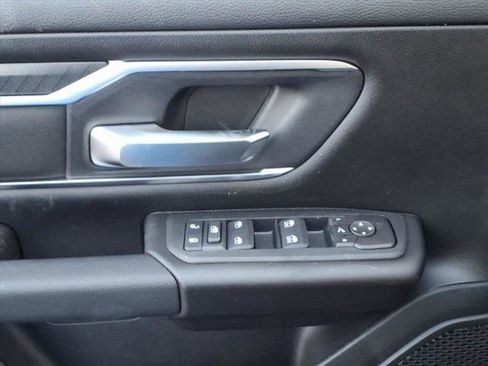 New 2026 RAM 1500 4x4 Crew Cab image 14