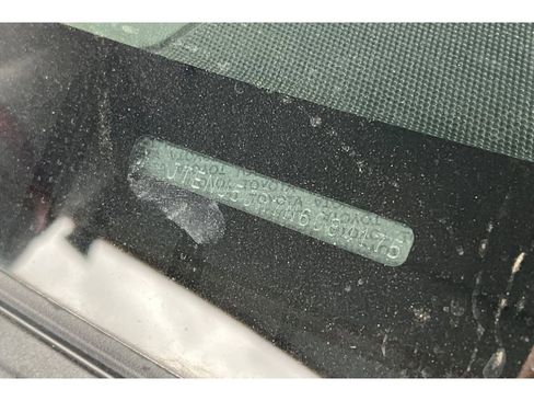 Used 2022 Toyota 4Runner SR5 Premium w/ Moonroof Package image 8