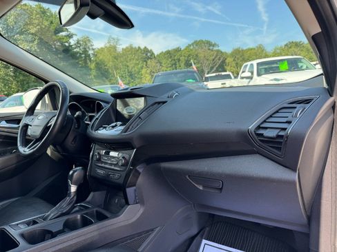 Used 2017 Ford Escape Titanium AWD/4WD image 20