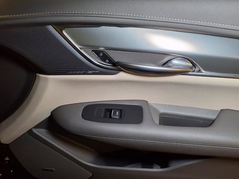 Certified 2025 Cadillac XT5 Premium Luxury image 24