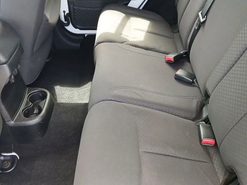 Used 2013 Jeep Wrangler Unlimited Sport image 14