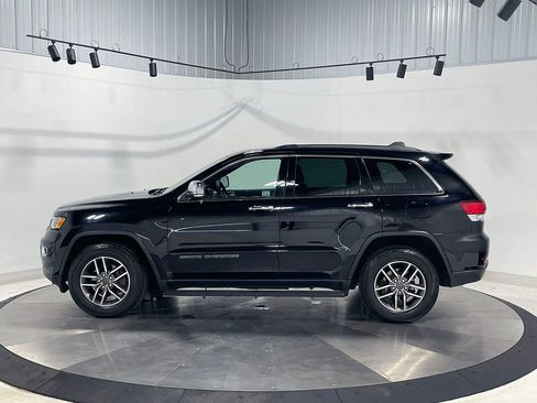 Used 2020 Jeep Grand Cherokee Limited w/ Luxury Group II image 17