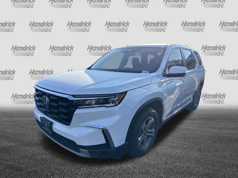 Used 2025 Honda Pilot EX-L image 5