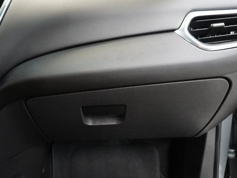 Used 2024 Chevrolet Equinox LT image 35