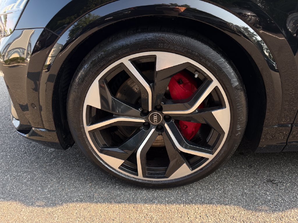 Used 2022 Audi RS Q8 AWD/4WD image 10