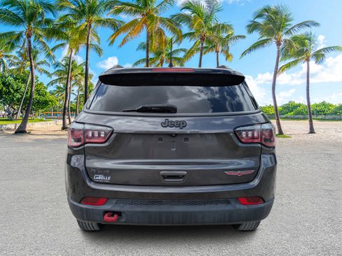 Used 2019 Jeep Compass Trailhawk AWD/4WD image 4