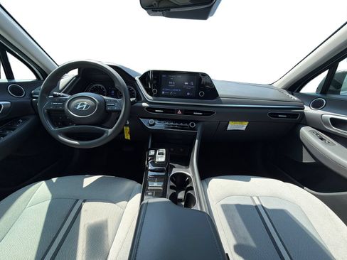 Used 2022 Hyundai Sonata SE FWD image 13