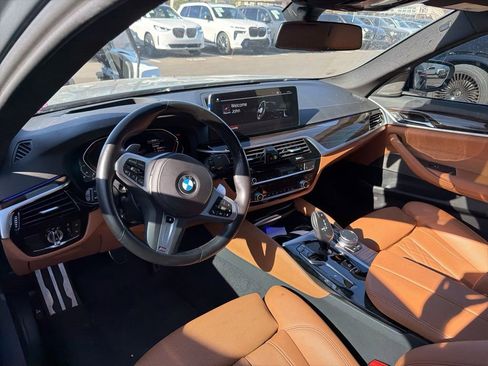 Used 2023 BMW 540i w/ M Sport Package RWD image 7